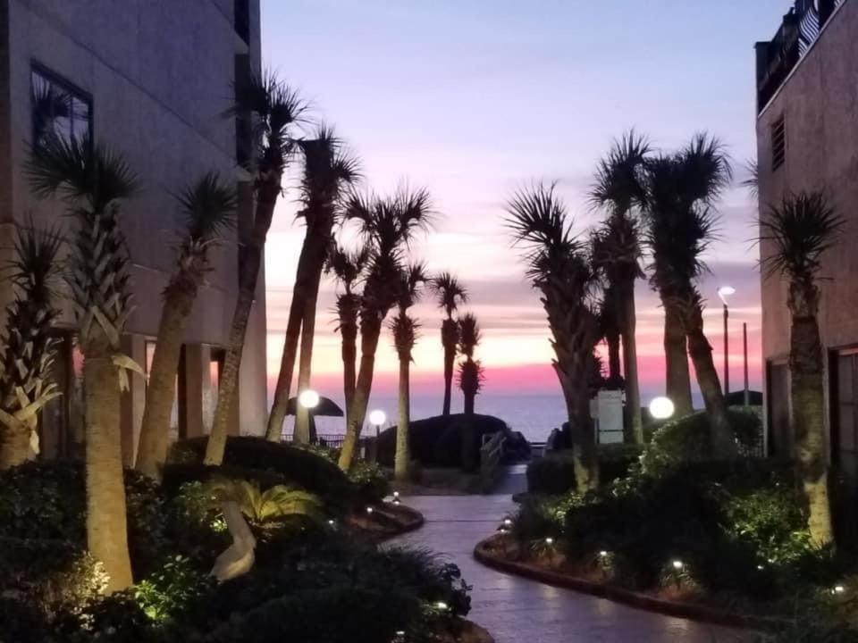 Aparthotel Ocean Front, Private Balconies à Myrtle Beach Extérieur photo